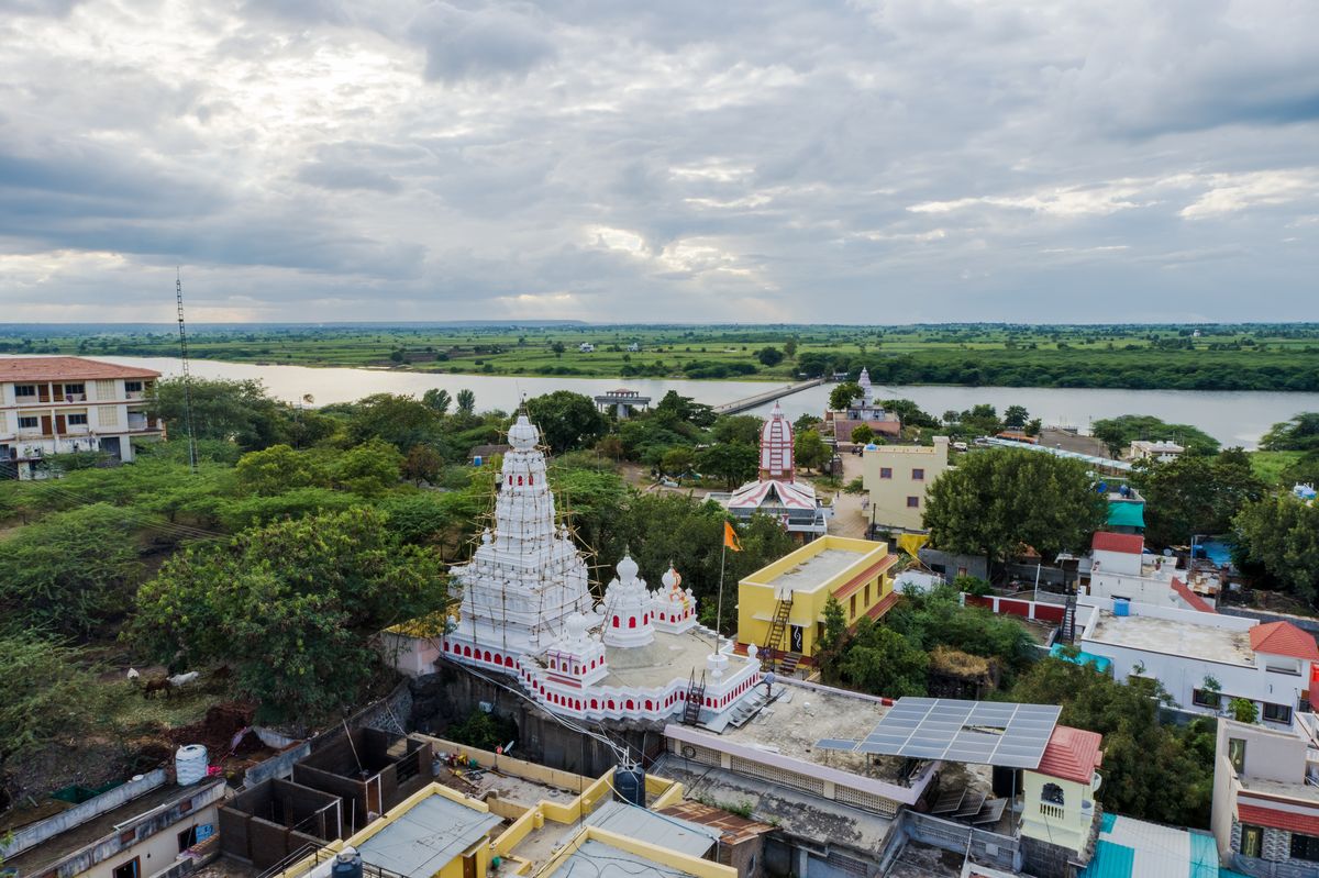Siddhivinayak Temple: Situated in Siddhatek village, Ahmednagar district. - Image 2